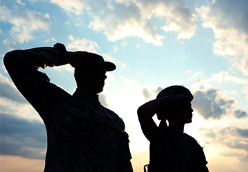 veterans-saluting