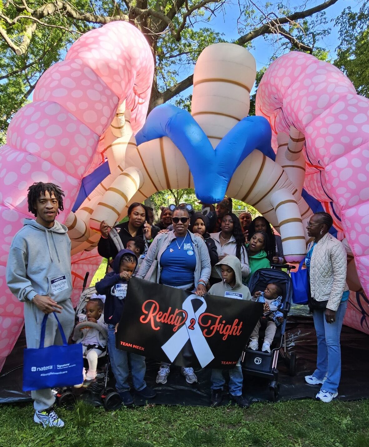Tamika and friends and family at lung cancer event
